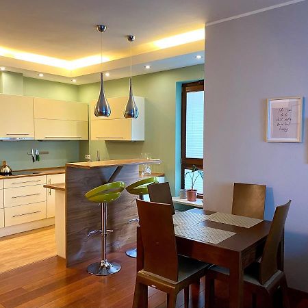 Project Comfort Apartament Gieldowa 4C/95 Wola-Srodmiescie Warschau Buitenkant foto